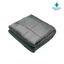 Load image into Gallery viewer, Healthcare Depot&#39;s Bamboo Weighted Blanket for Adults (60&quot;x80&quot;) 15lbs | 50% OFF!
